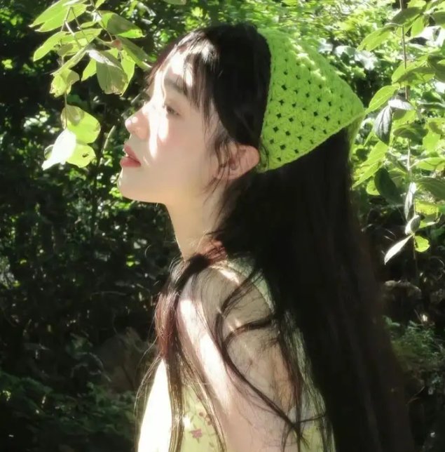 新月似阳生双蕊