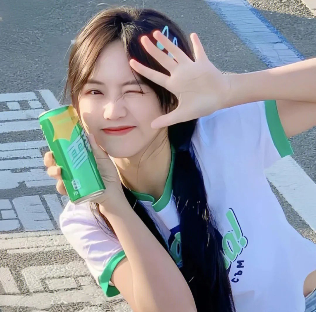 闪婚后老公是千亿总裁